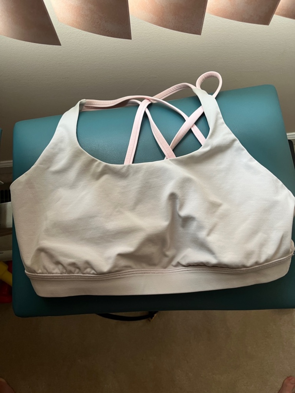Lululemon size 8 Strappy Sports Bra